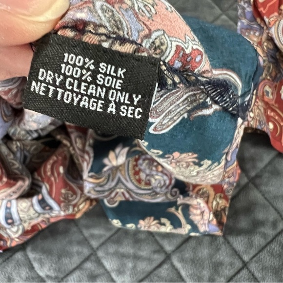 Tolani Dress Women Medium Silk Paisley Long Sleeve Shift Purple Flare Sleeve B26 - Picture 7 of 7